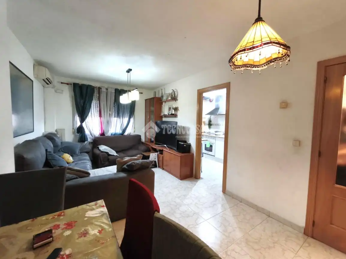 Sala d'estar de Pis en venda en Azuqueca de Henares amb Aire condicionat, Calefacció i Balcó