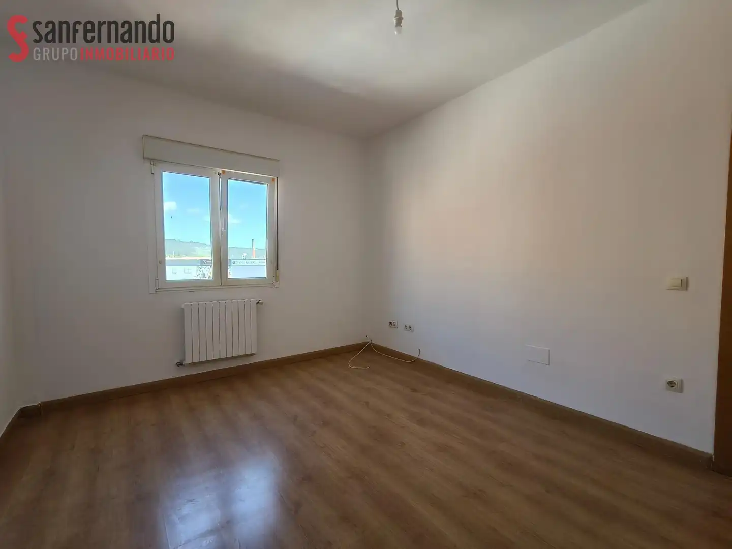 Schlafzimmer von Wohnung zum Verkauf in Torrelavega  mit Heizung und Balkon