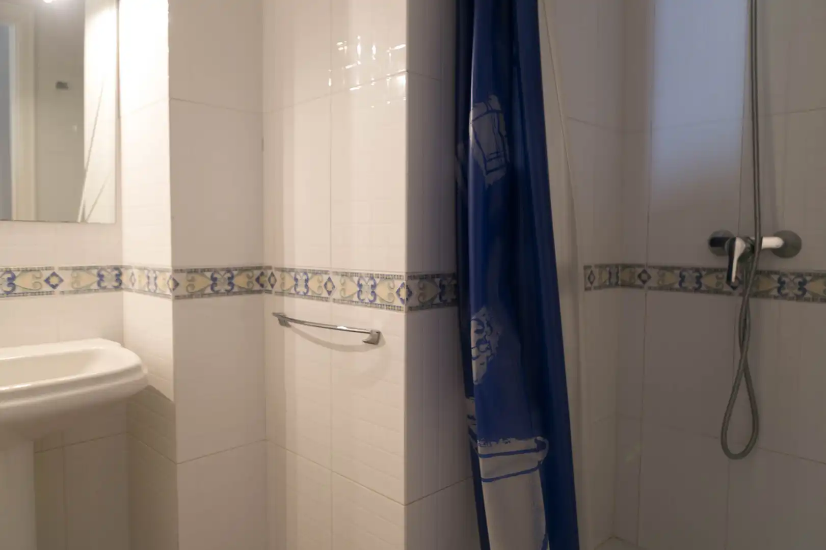 Badezimmer von Wohnungen zum Verkauf in Pals mit Terrasse und Gemeinschaftspool