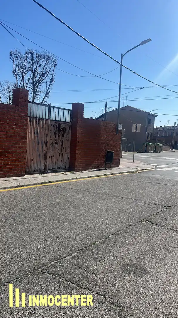 Terreni e lotti in vendita a Avenida San Crispin 72B