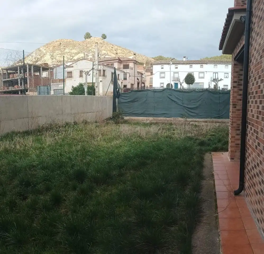 Casa adosada en venta en Paracuellos de Jiloca con Calefacción, Jardín privado y Terraza