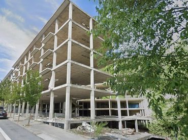 Mixto residencial en venta en de les Bruixes 154