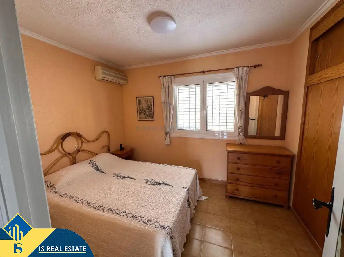 Habitación de Casa o chalet en venta en Torrevieja con Aire acondicionado, Calefacción y Jardín privado