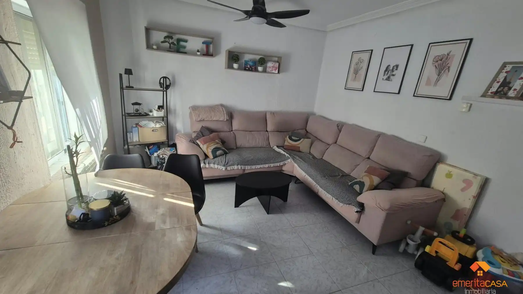 Sala de estar de Apartamento en venta en Cáceres