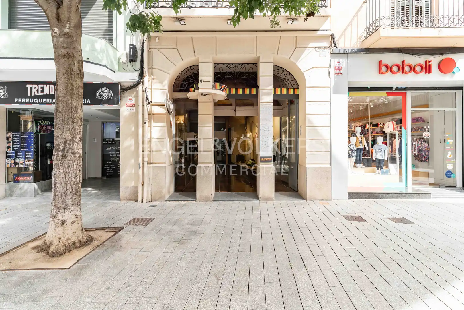 Local comercial de lloguer a Centre