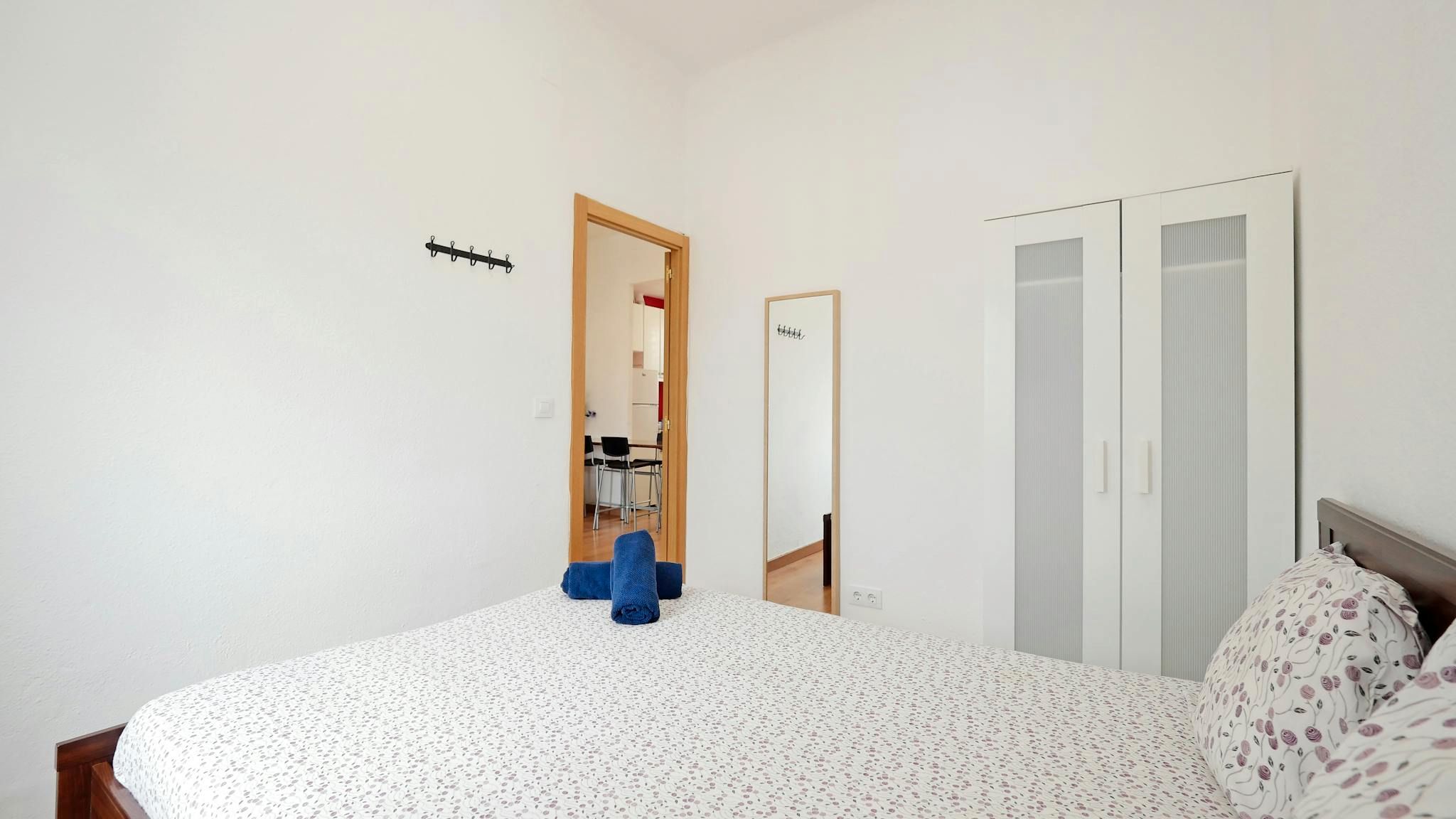 Habitación de Piso para compartir en  Barcelona Capital con Amueblado y Lavadora