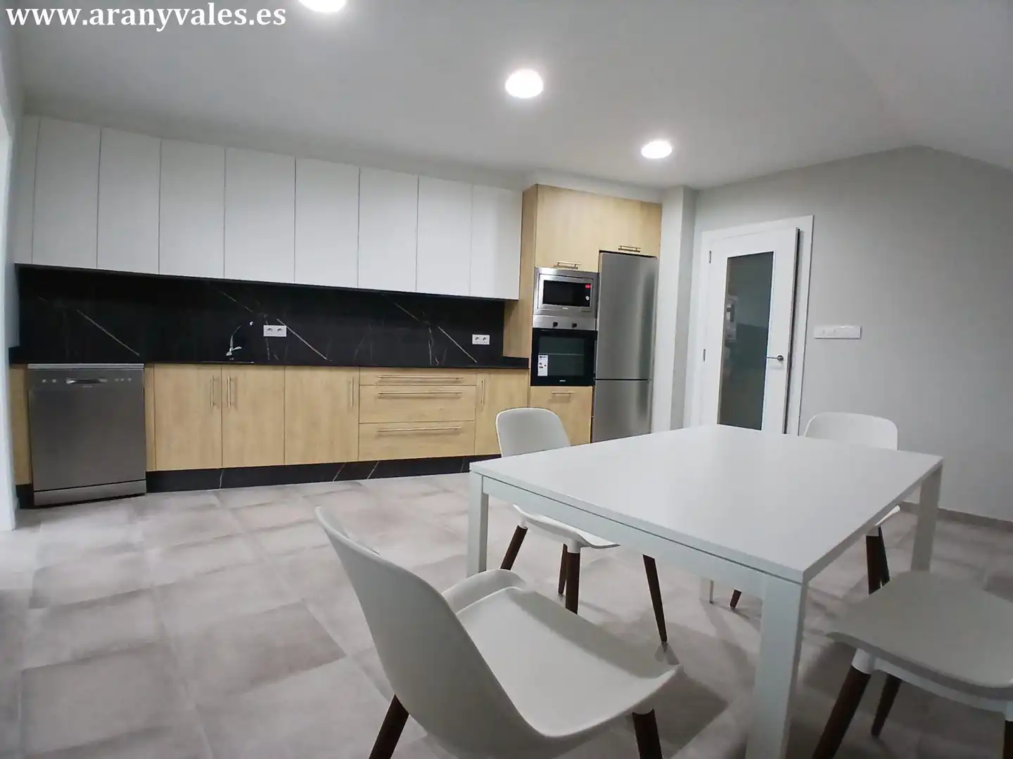 Apartamento con ascensor en alquiler en Coristanco, imagen 2