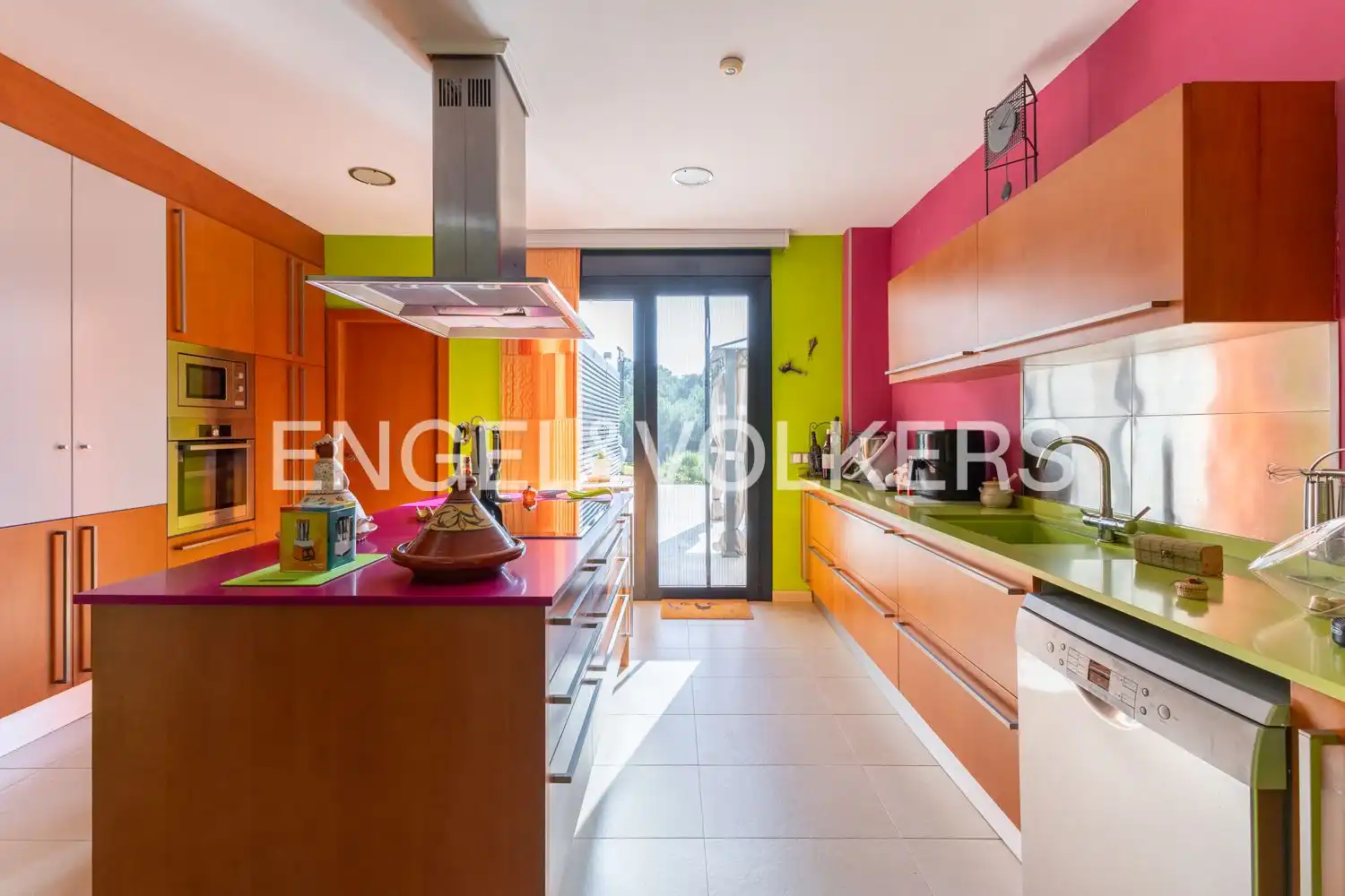 Kitchen of Houses for sale in Gilet  with Air Conditioner, Heating and Private garden