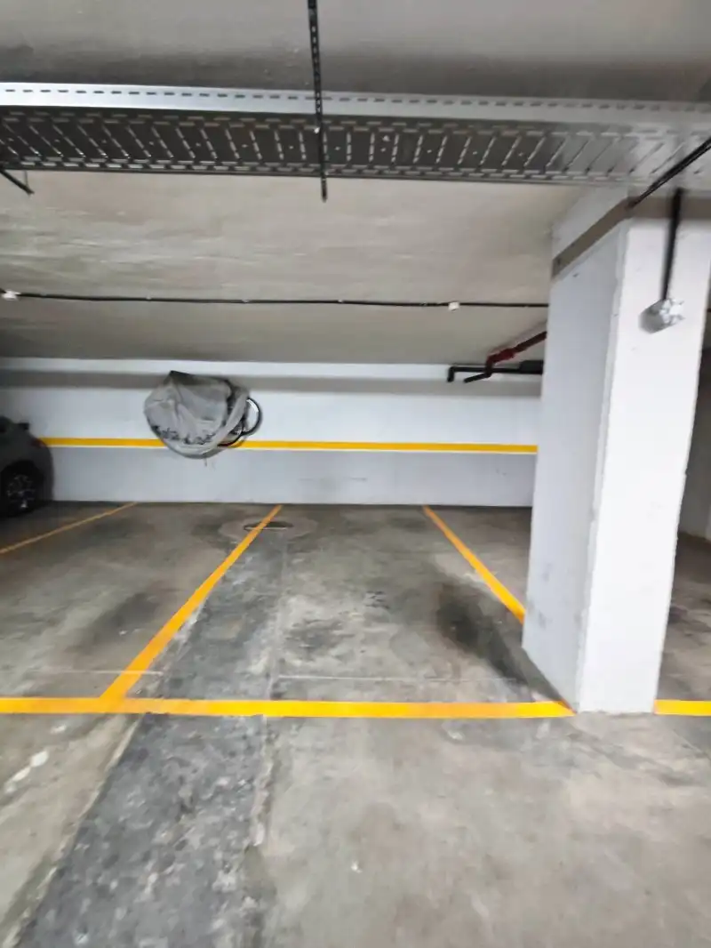 Parking of Flat for sale in Madrid  with Storage room