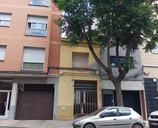 Exterior view of Single-family semi-detached for sale in Sabadell  with Terrace