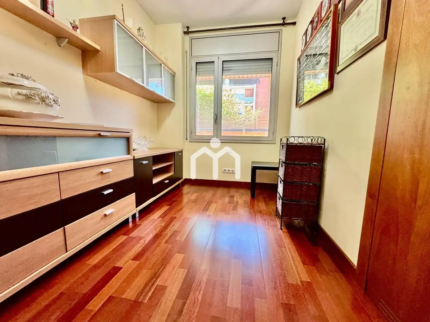 Vista exterior de Piso en venta en Montgat con Aire acondicionado, Calefacción y Parquet