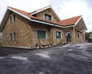 Vista exterior de Finca rústica en venda en Santa Comba amb Terrassa