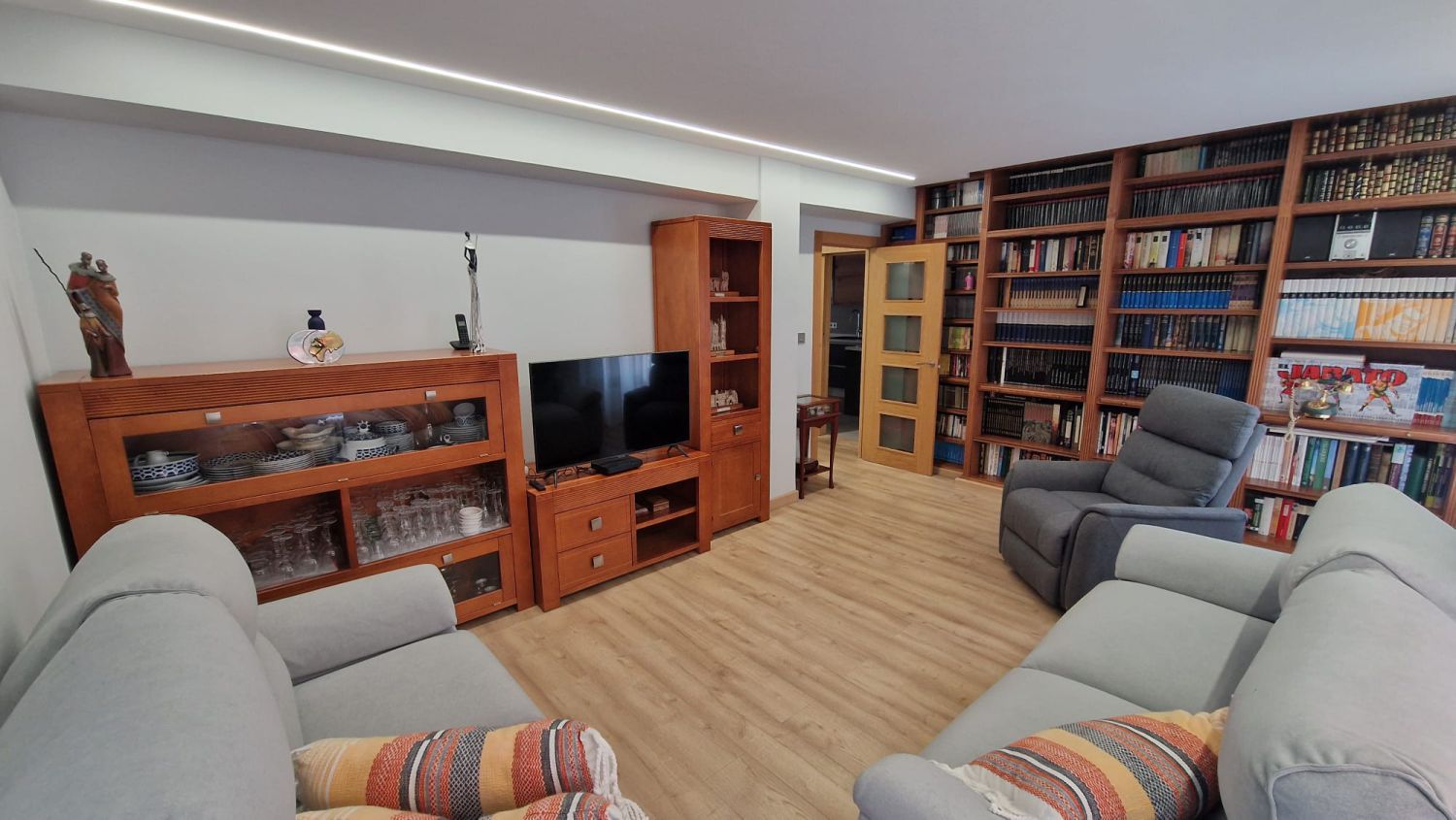 Living room of Flat for sale in León Capital   with Heating, Terrace and Furnished