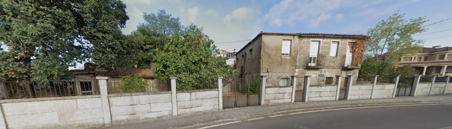 Haus oder Chalet zum Verkauf in Ourense Capital  mit Privatgarten und Balkon