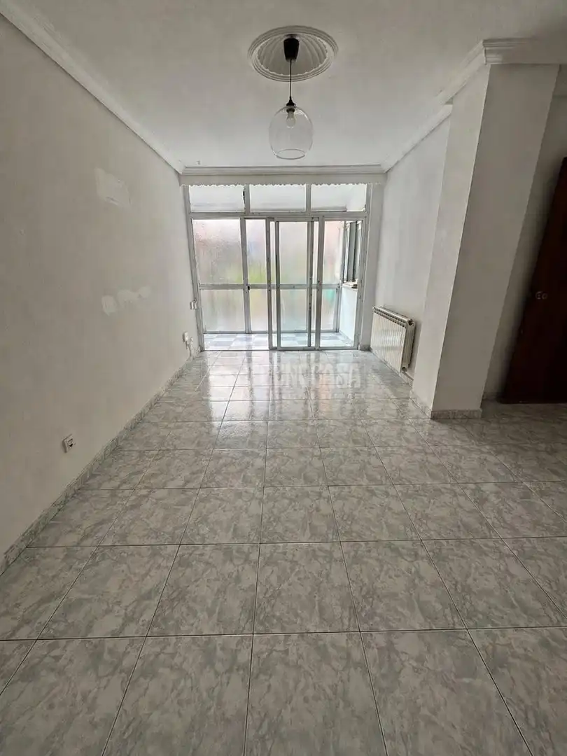 Wohnzimmer von Wohnung zum Verkauf in Fuenlabrada mit Heizung