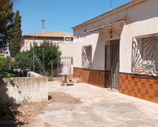 Vista exterior de Casa o xalet en venda en Cúllar amb Terrassa, Traster i Piscina