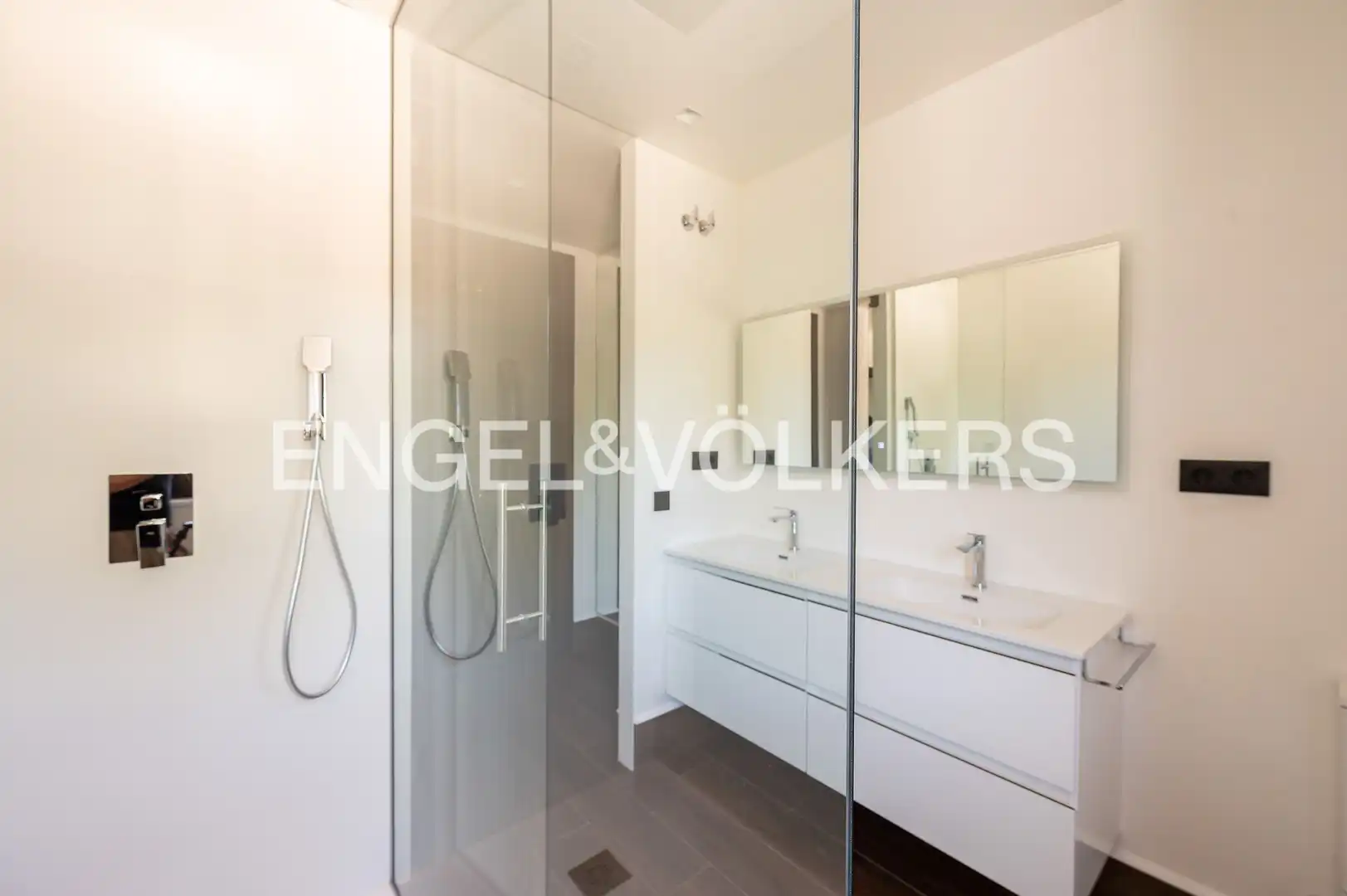 Baño de Casa o chalet en venta en Villaviciosa de Odón con Aire acondicionado, Calefacción y Jardín privado