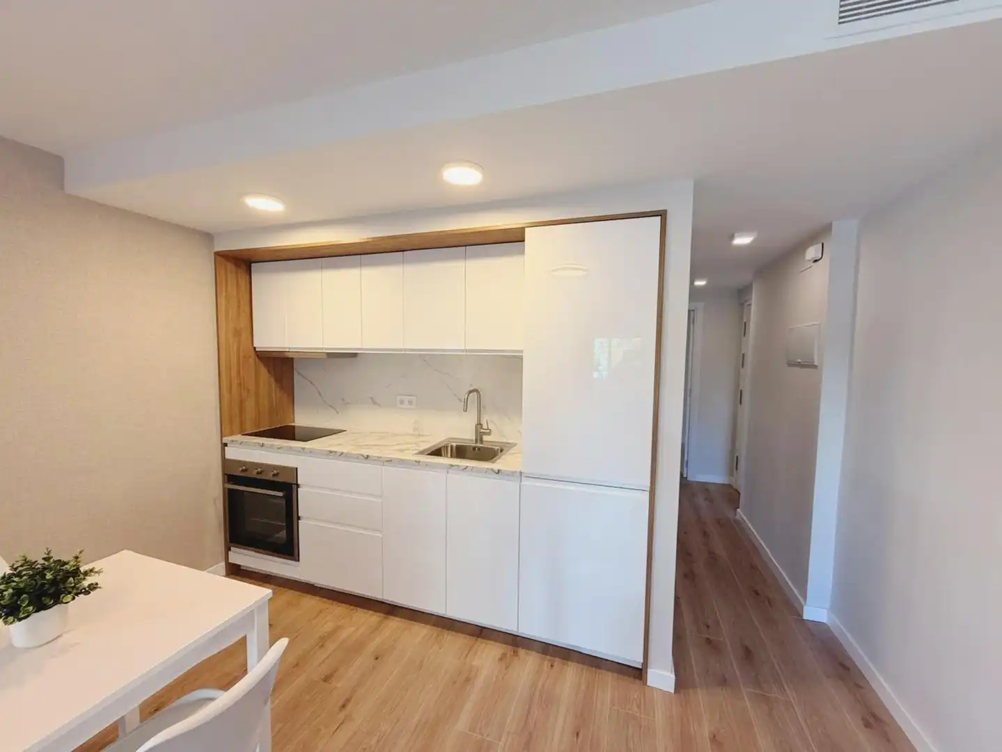 Apartamento con terraza en venta en Avenida Avenida Gamonal, imagen 12