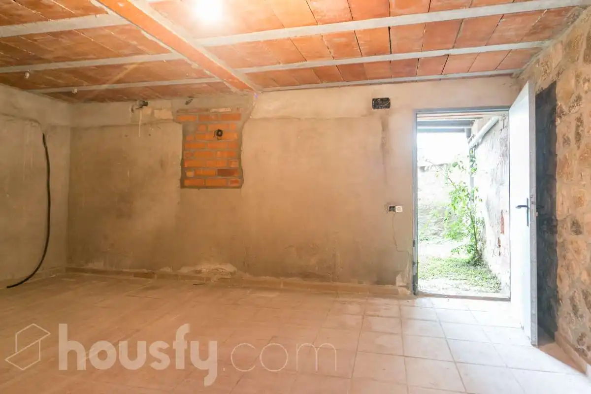 Houses for sale in Sant Martí de Tous  with Terrace and Balcony