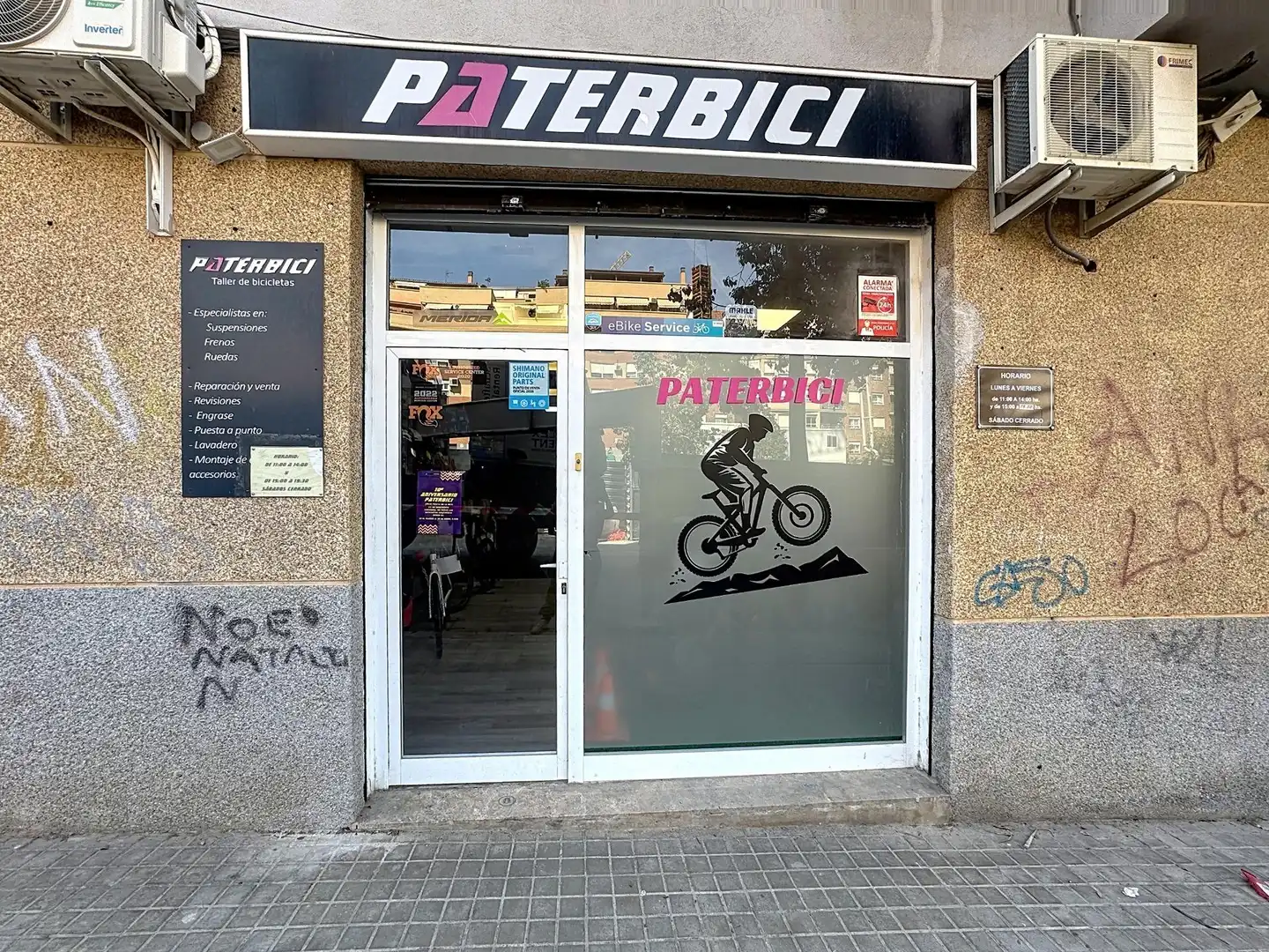 Commercial properties for rent in Paterna