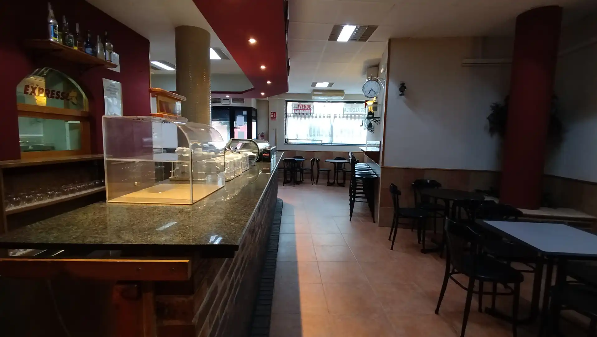 Local de alquiler en Azuqueca de Henares con Aire acondicionado, Calefacción y Amueblado