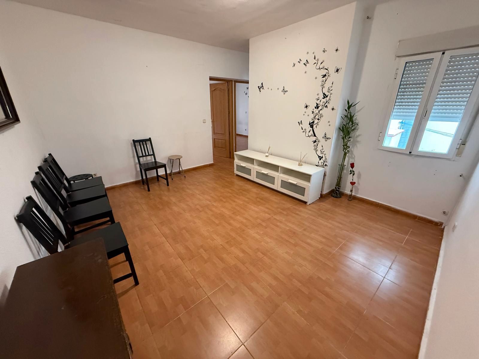 Sala de estar de Piso en venta en  Madrid Capital