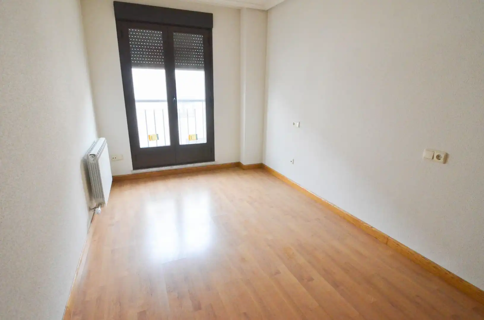 Bedroom of Flat for sale in La Fuente de San Esteban   with Heating, Storage room and Balcony