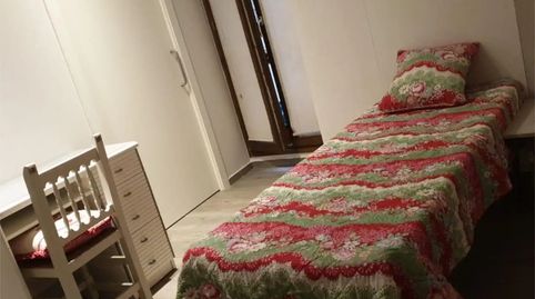 Foto 2 de Habitació a Rambla del Carme, 35, Centre, Vic