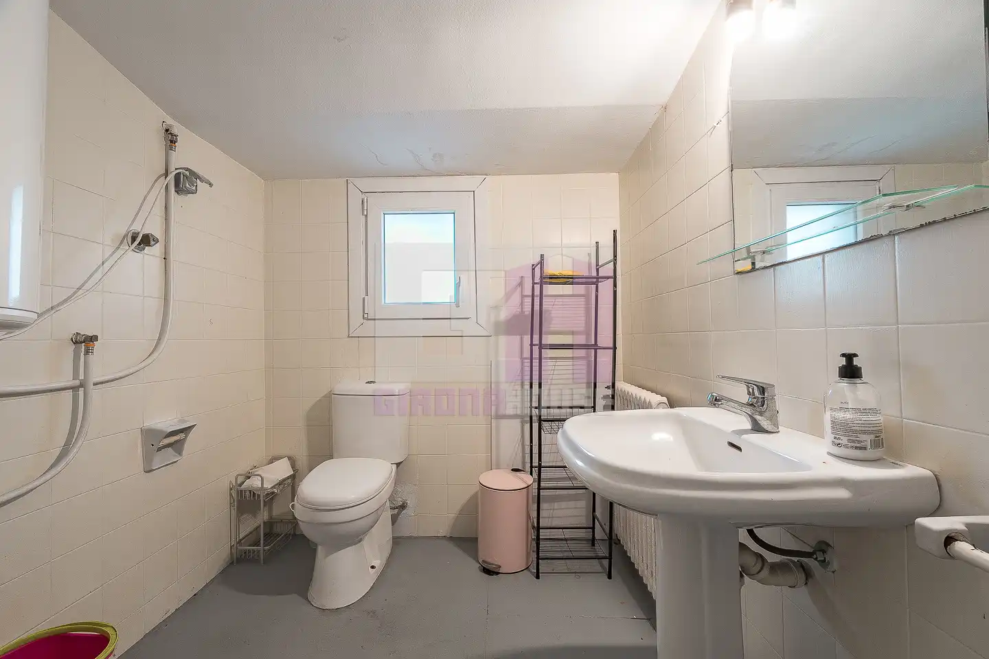 Bathroom of Houses for sale in Caldes de Malavella  with Air Conditioner, Heating and Private garden