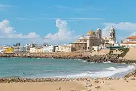 Vista exterior de Edificio en venta en Cádiz