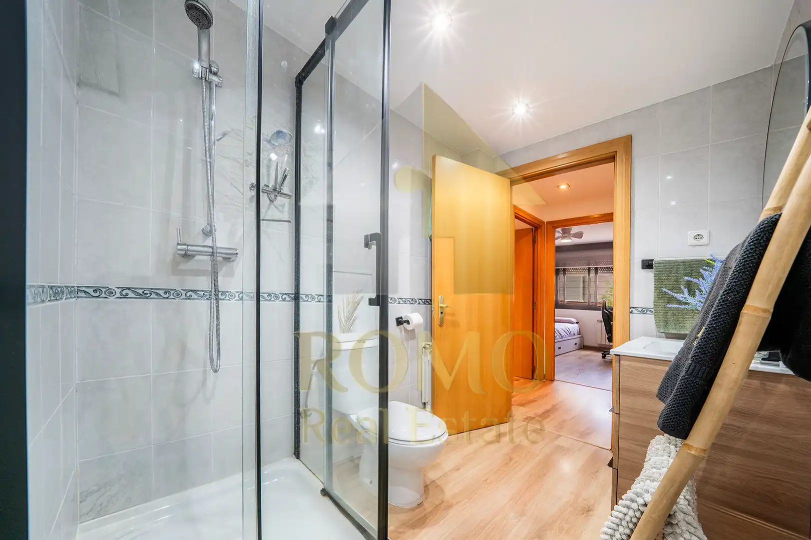 Baño de Planta baja en venta en Polinyà con Aire acondicionado, Calefacción y Parquet
