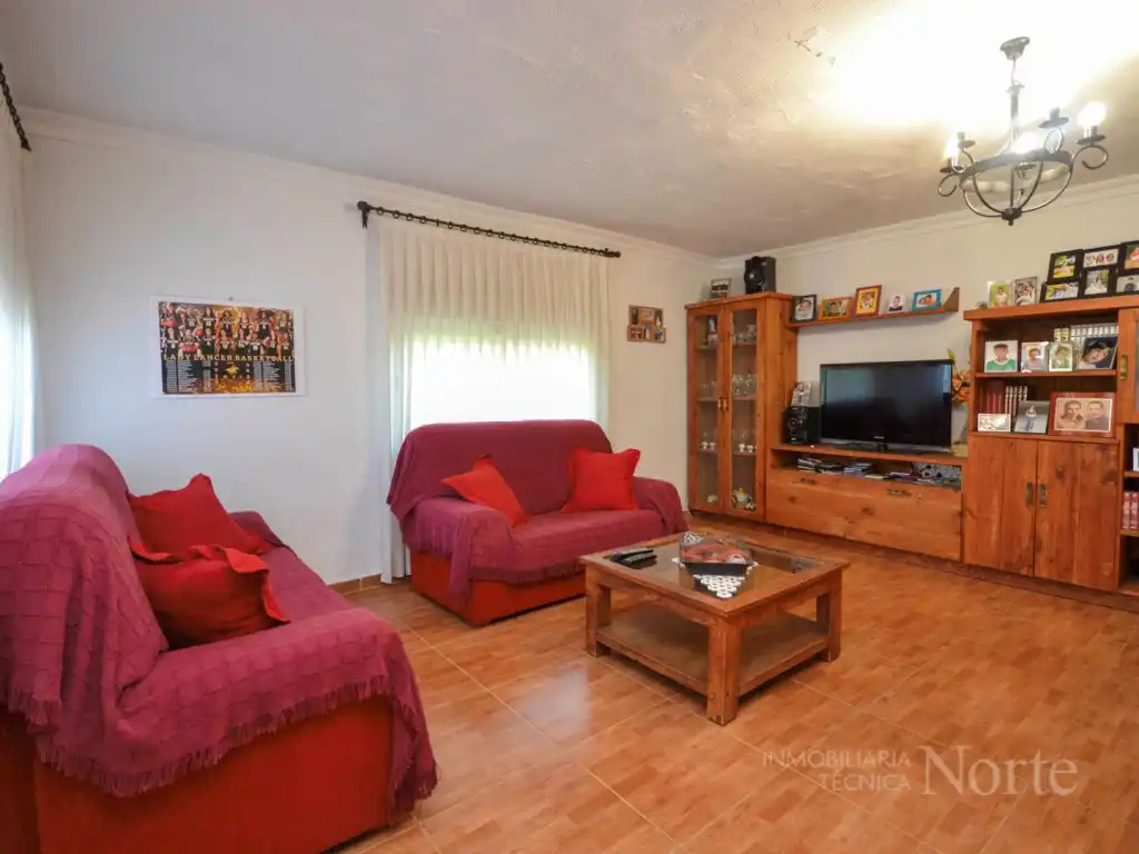 Sala de estar de Casa o chalet en venta en Fuente El Saz de Jarama, Madrid