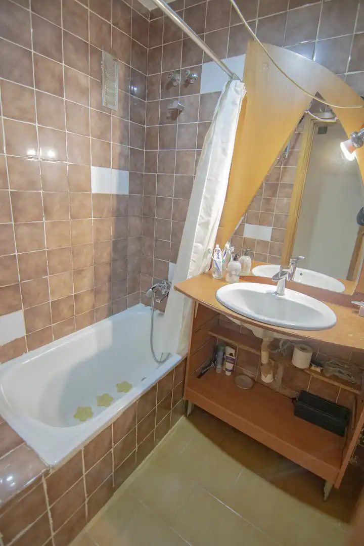 Baño de Piso en venta en Barcelona con Calefacción