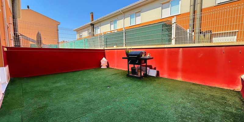 Terraza de Casa adosada en venta en La Muela con Terraza y Trastero