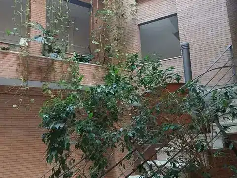 Vista exterior de Pis en venda en  Sevilla Capital amb Aire condicionat