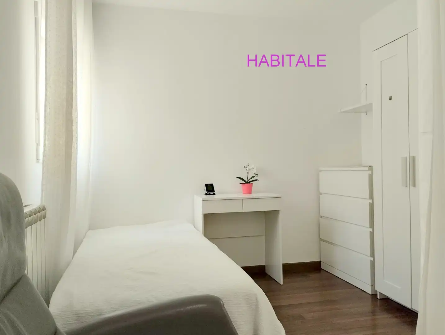 Habitación de Piso en venta en Zaragoza con Amueblado