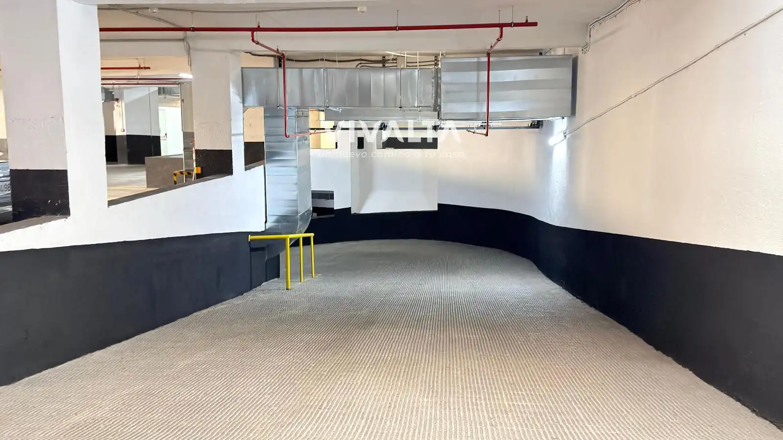 Garage for sale in Carabanchel