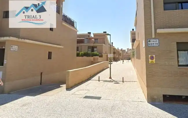 Vista exterior de Casa o chalet en venta en Zaragoza