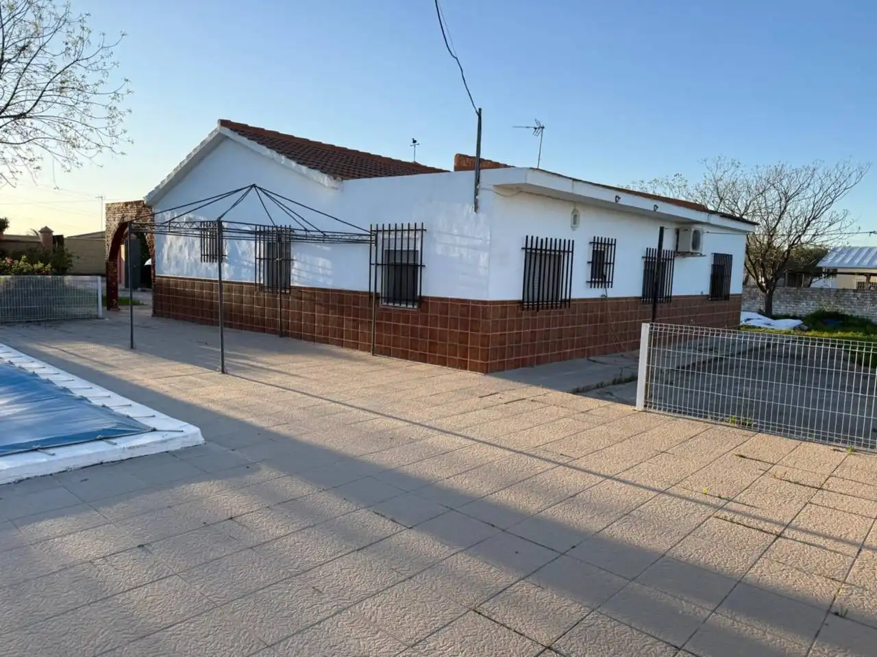 Vista exterior de Casa o chalet en venta en Carmona con Aire acondicionado, Calefacción y Jardín privado