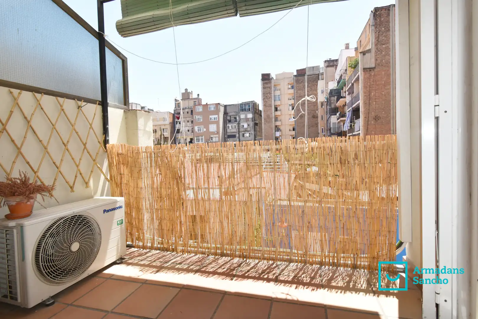 Balcony of Flat for sale in Barcelona  with Air Conditioner, Parquet flooring and Oven