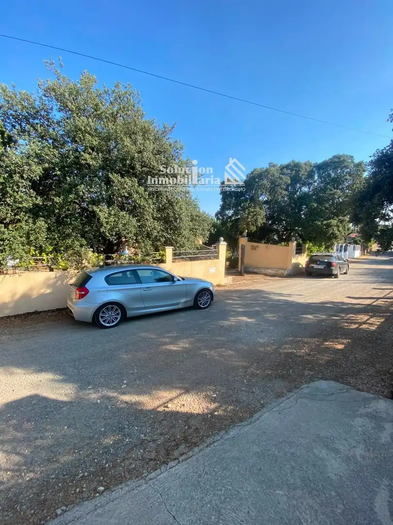 Vista exterior de Casa o xalet en venda en Calvarrasa de Arriba amb Traster i Moblat
