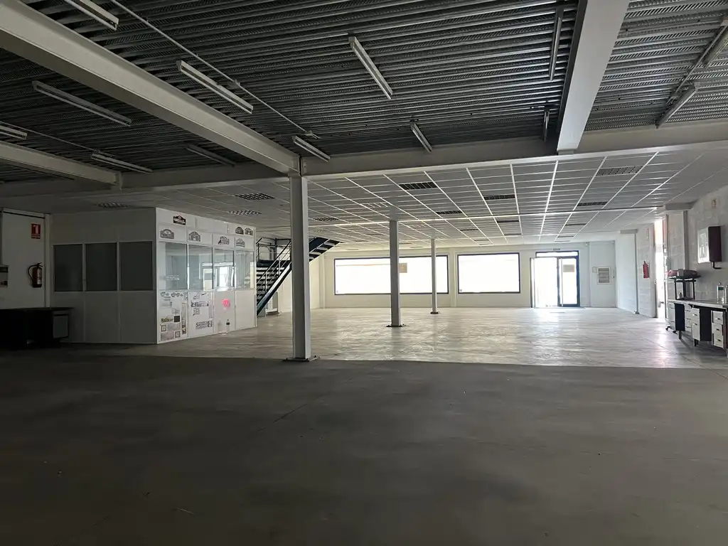 Industriegebäude zur Miete in Rúa dos Transportes 177, imagen 13