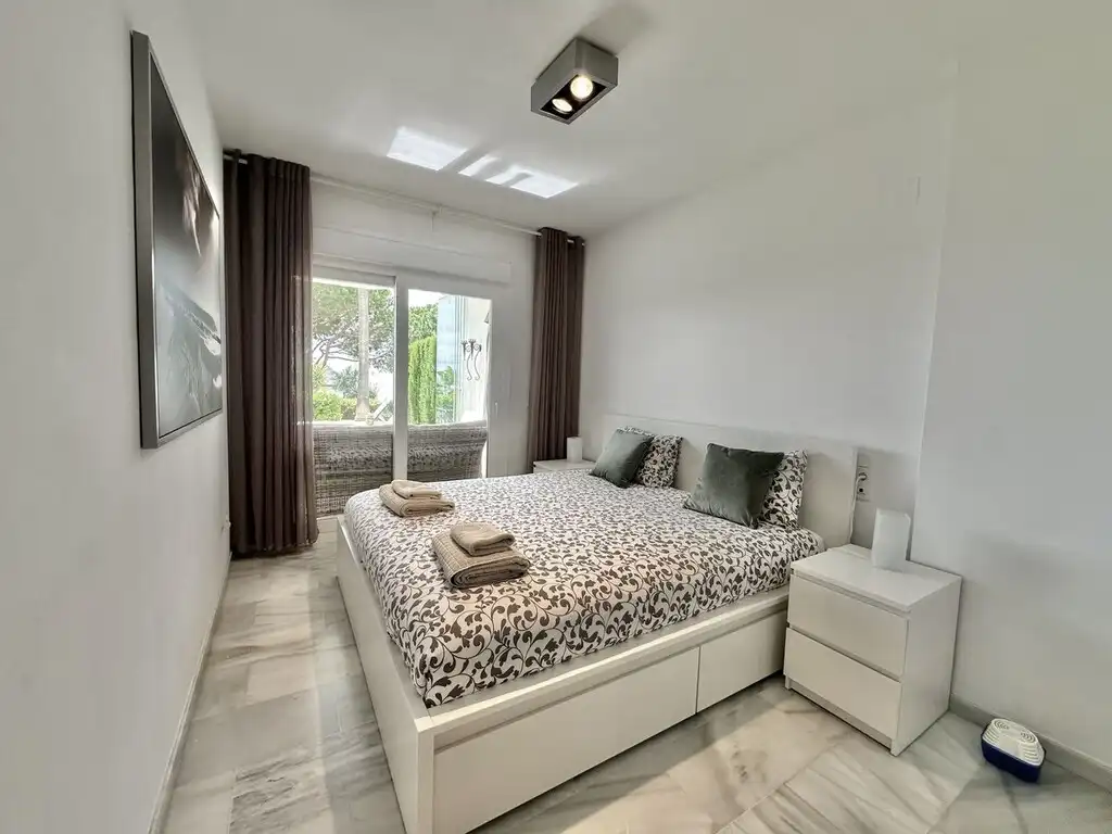 Vivienda con piscina en venta en Calahonda, imagen 6