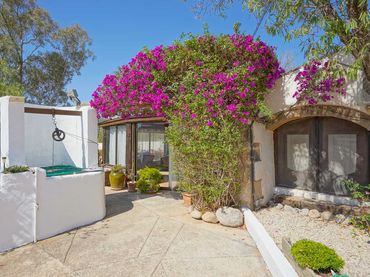 Villa con piscina in vendita a Montgó - Ermita