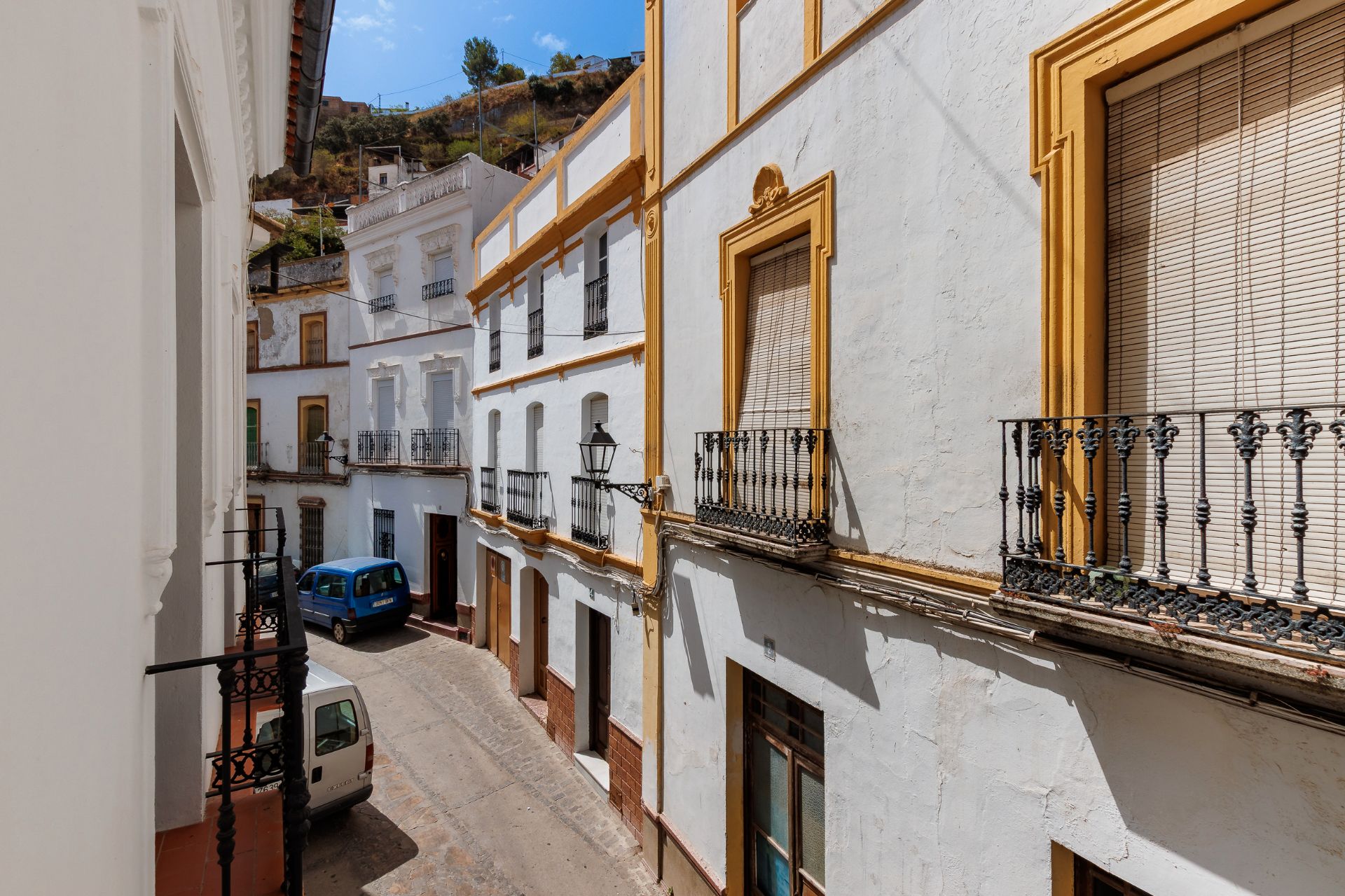 Vista exterior de Casa o xalet en venda en Setenil de las Bodegas amb Balcó