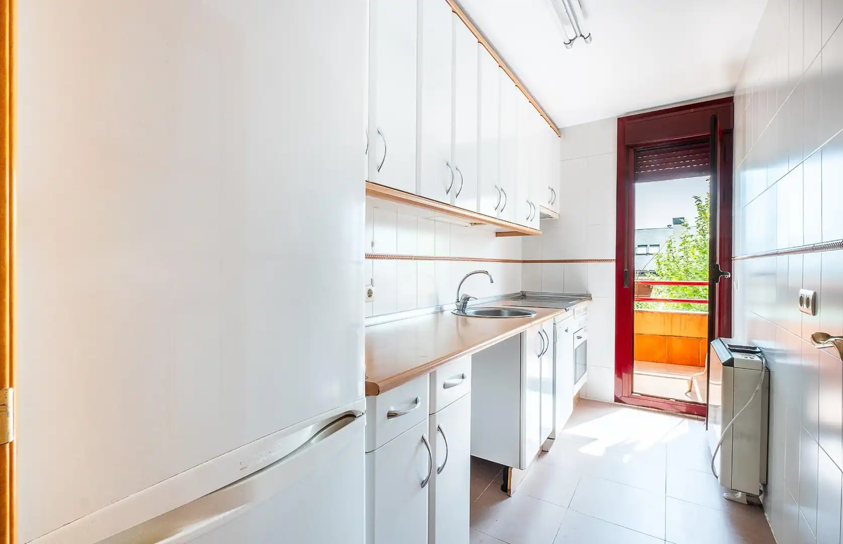 Kitchen of Duplexes for sale in El Escorial  with Heating, Private garden and Parquet flooring