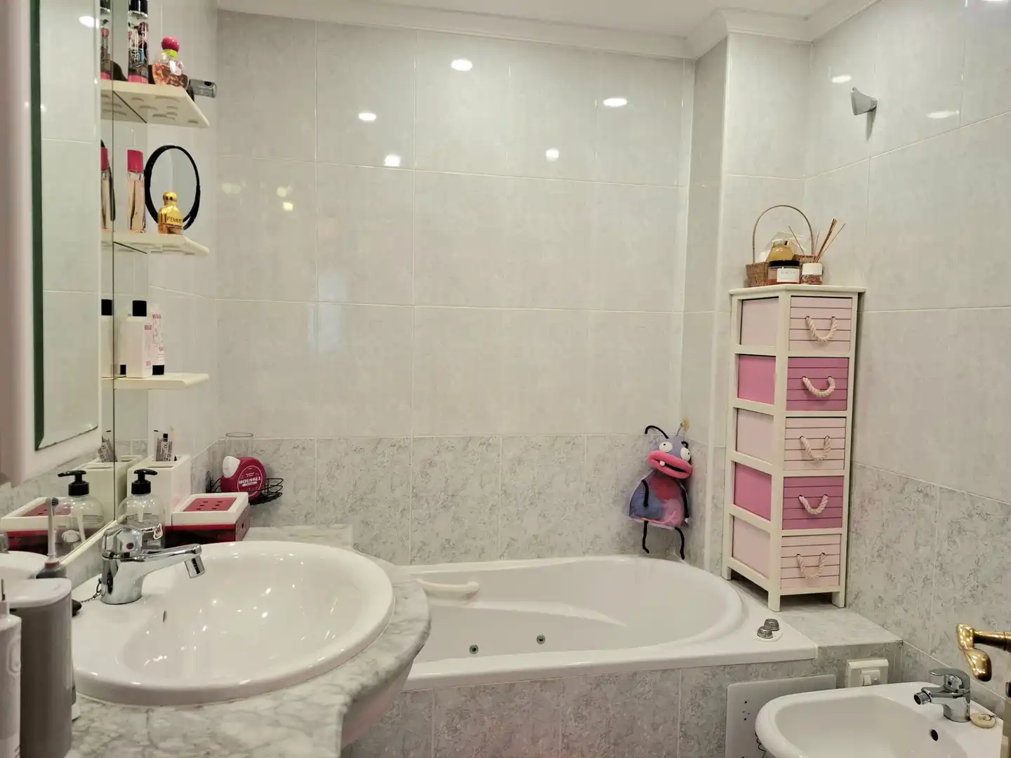 Bathroom of Flat for sale in Mos  with Heating, Private garden and Storage room