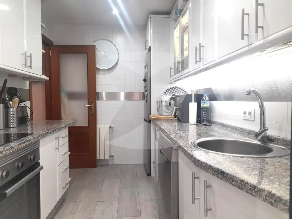Küche von Wohnung zum Verkauf in Badajoz mit Klimaanlage
