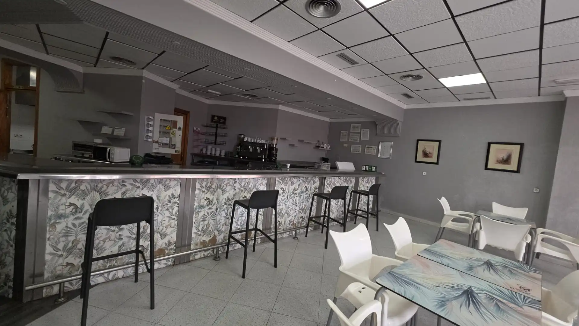 Local de lloguer en Pulpí amb Aire condicionat, Calefacció i Terrassa