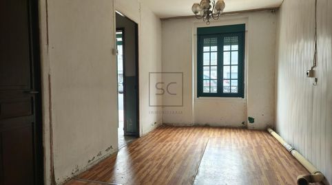 Foto 5 von Einfamilien-Reihenhaus zum Verkauf in Estrada Castela, Piñeiros- Freixeiro, Narón